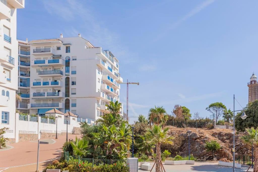 Vista Al Faro Apartman Estepona Kültér fotó