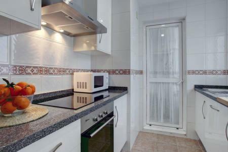 Vista Al Faro Apartman Estepona Kültér fotó